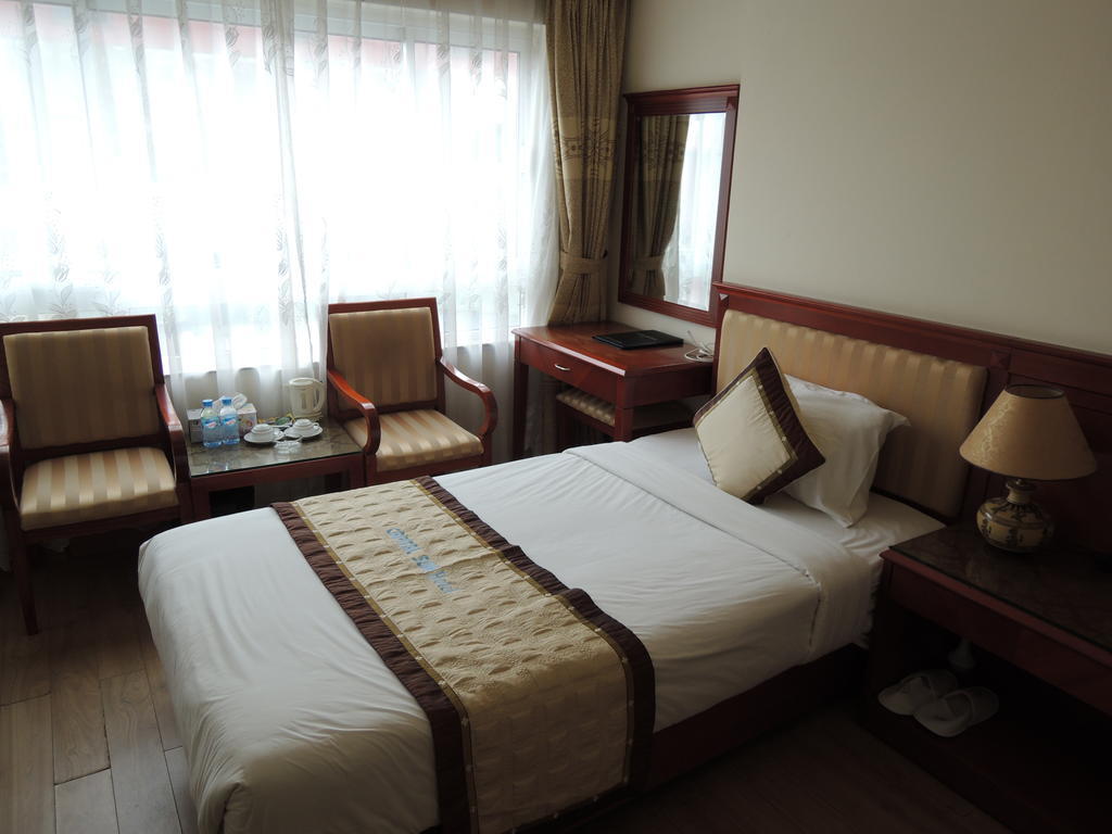Satel Hotel Ханой Экстерьер фото