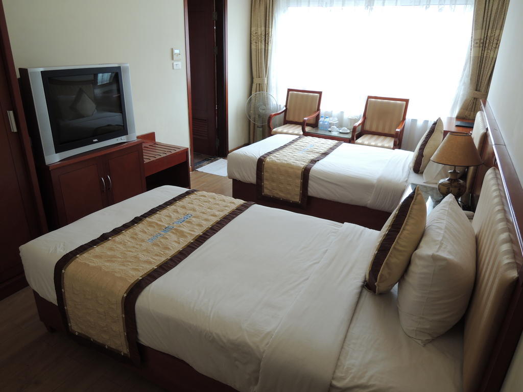 Satel Hotel Ханой Экстерьер фото
